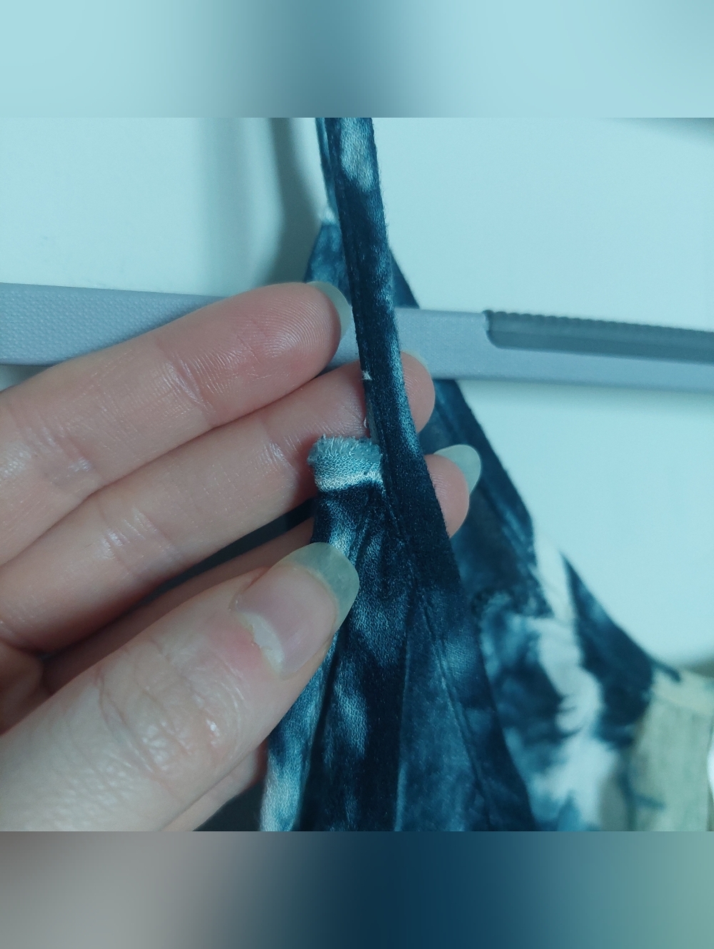 Elan Tie-Dye Flowy Cold-Shoulder Cami Top - Blue & Green - Picture 5 of 6